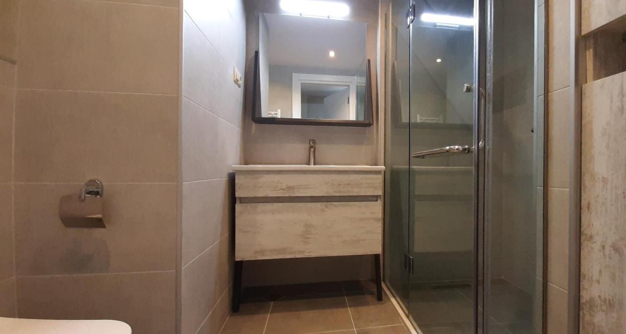 Alliance Palace Sea View Apartment Batumi Exterior photo